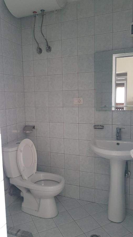 Aralis Rooms Sarandë エクステリア 写真