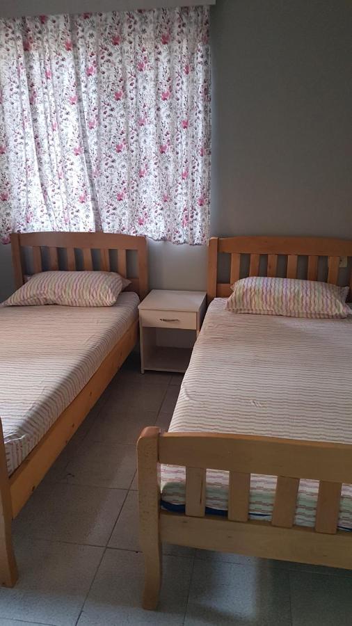 Aralis Rooms Sarandë エクステリア 写真