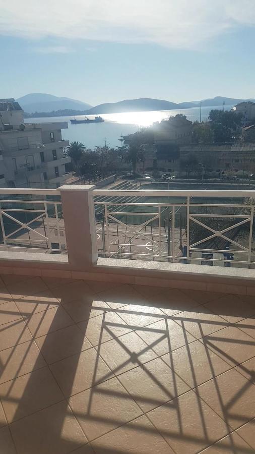 Aralis Rooms Sarandë エクステリア 写真